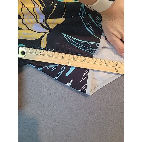 Hurley Phantom Domino Boardshorts 18" Size 40 Hawaiian Floral Black EUC - Picture 10 of 12